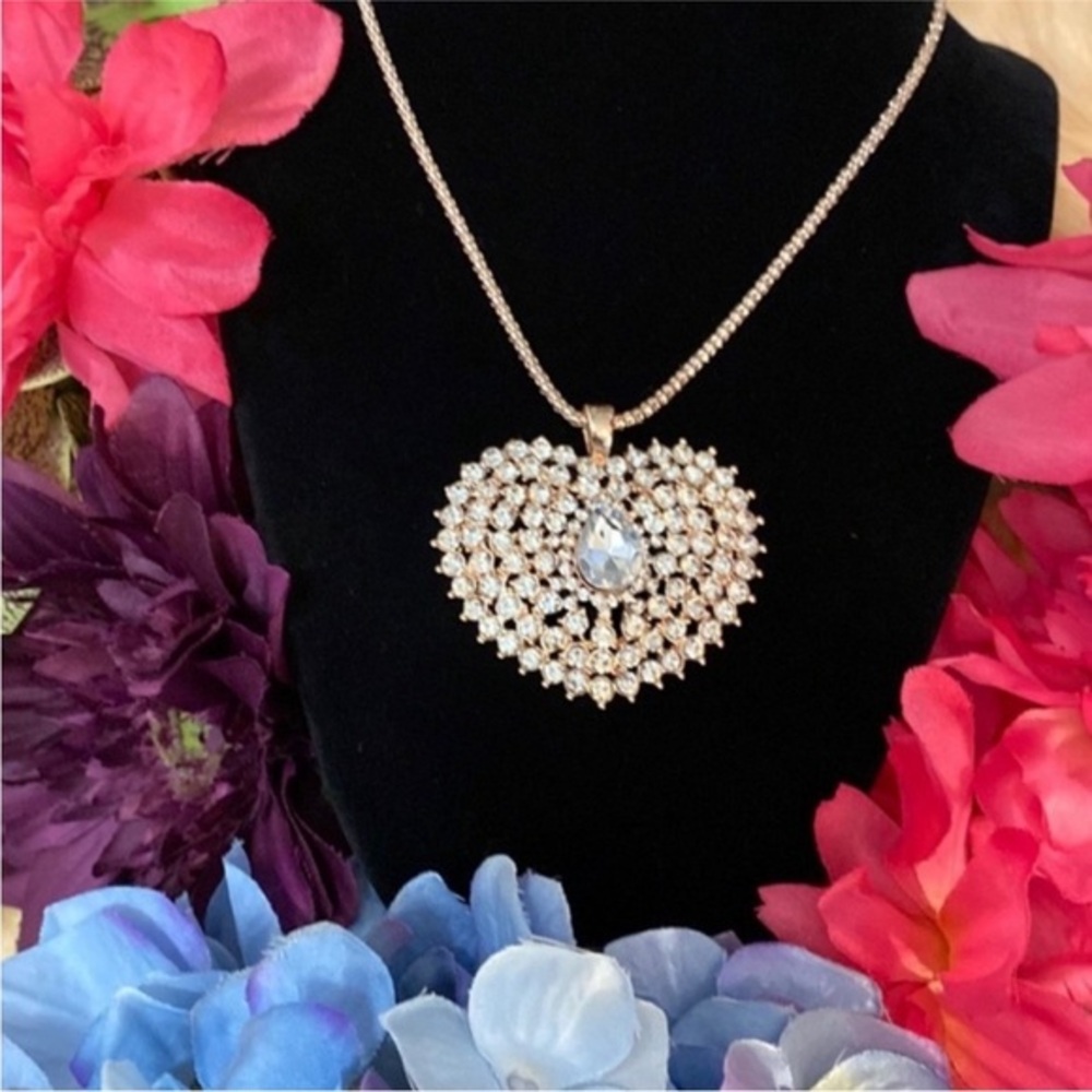 Heart Pendant Necklace With Gemstones &  Rose Gold Chain NEW!